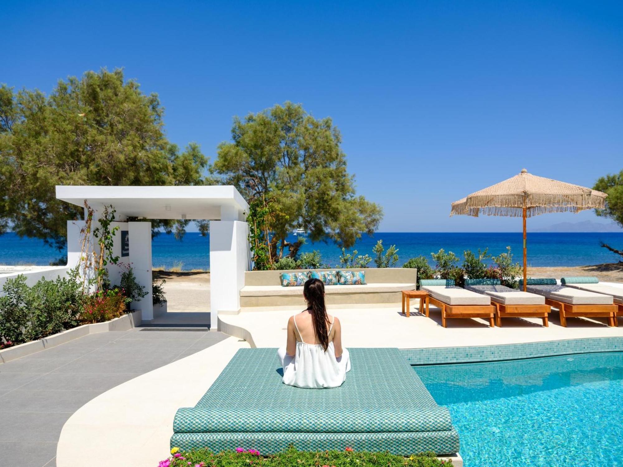 Nerea Seaside Villa *